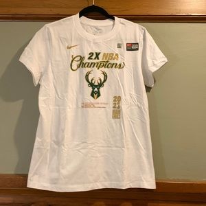 Nike NBA Championship Women’s tee size L NWT